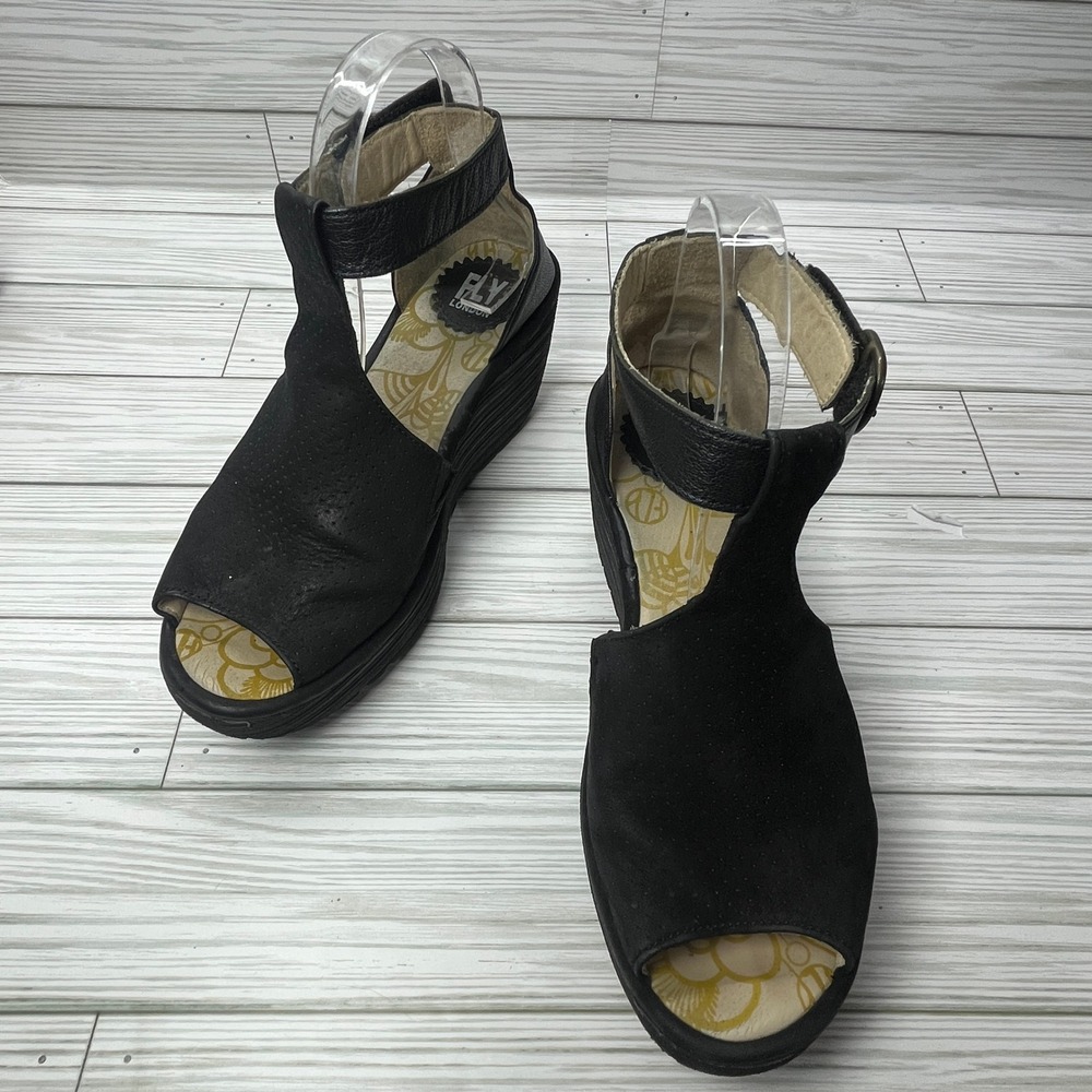 Fly London Womens YALL962FLY Black Leather Peep Toe Wedge Sandals Size 38
